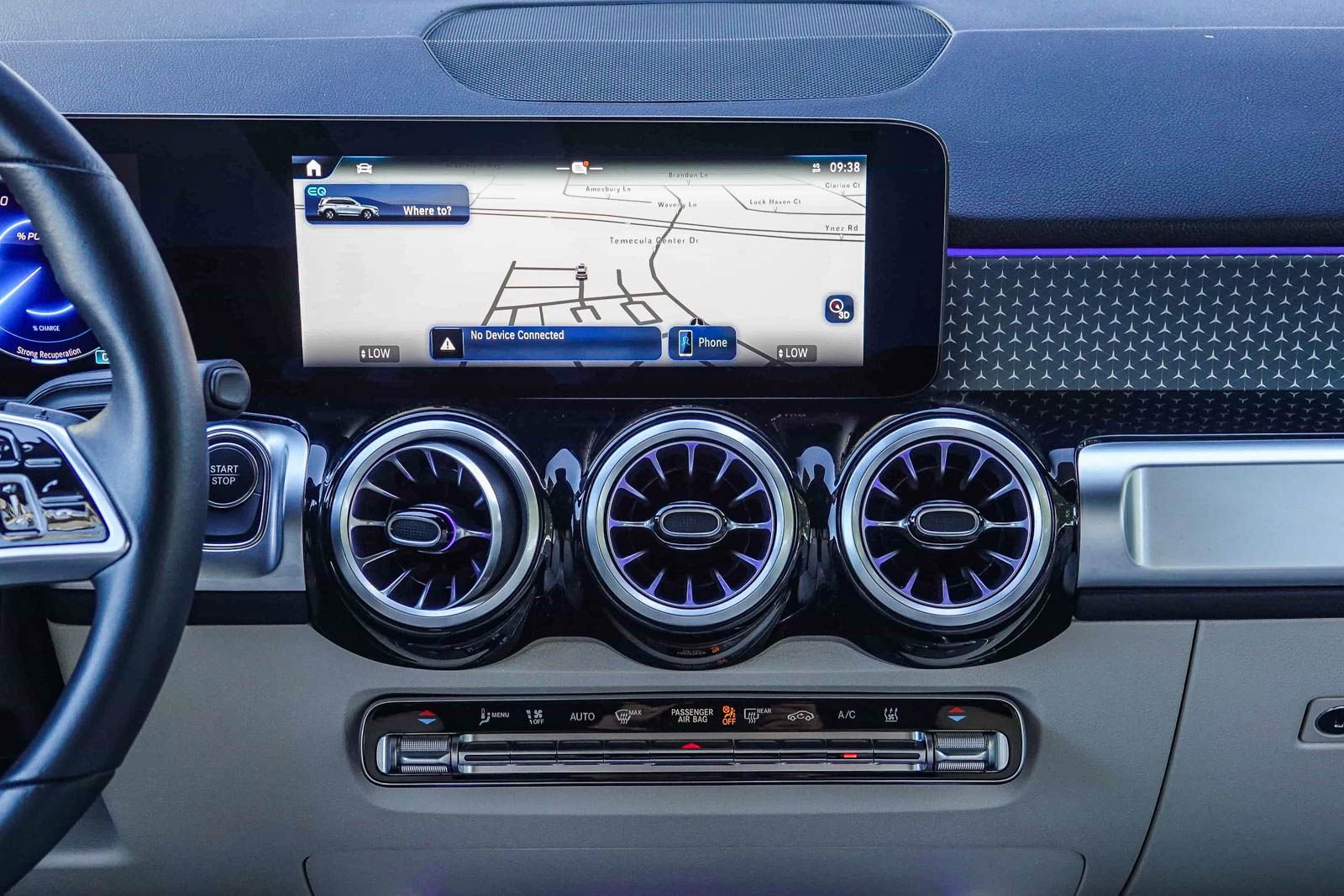 Used 2024 Mercedes-Benz EQB 350 4MATIC SUV image 13