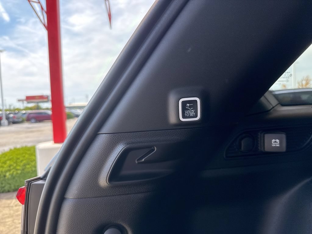 New 2025 Jeep Grand Cherokee Altitude AWD/4WD image 28