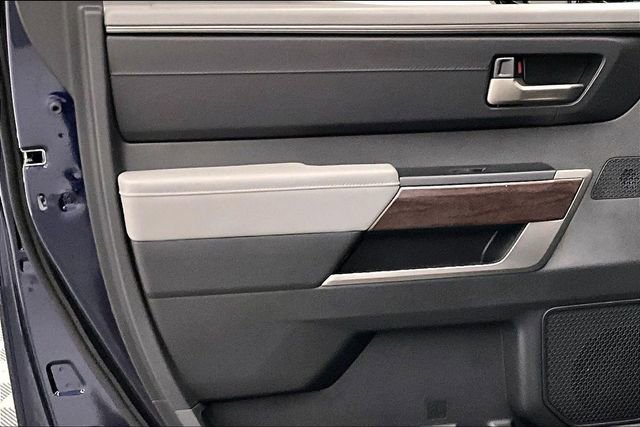 Used 2025 Toyota Tundra Limited image 21