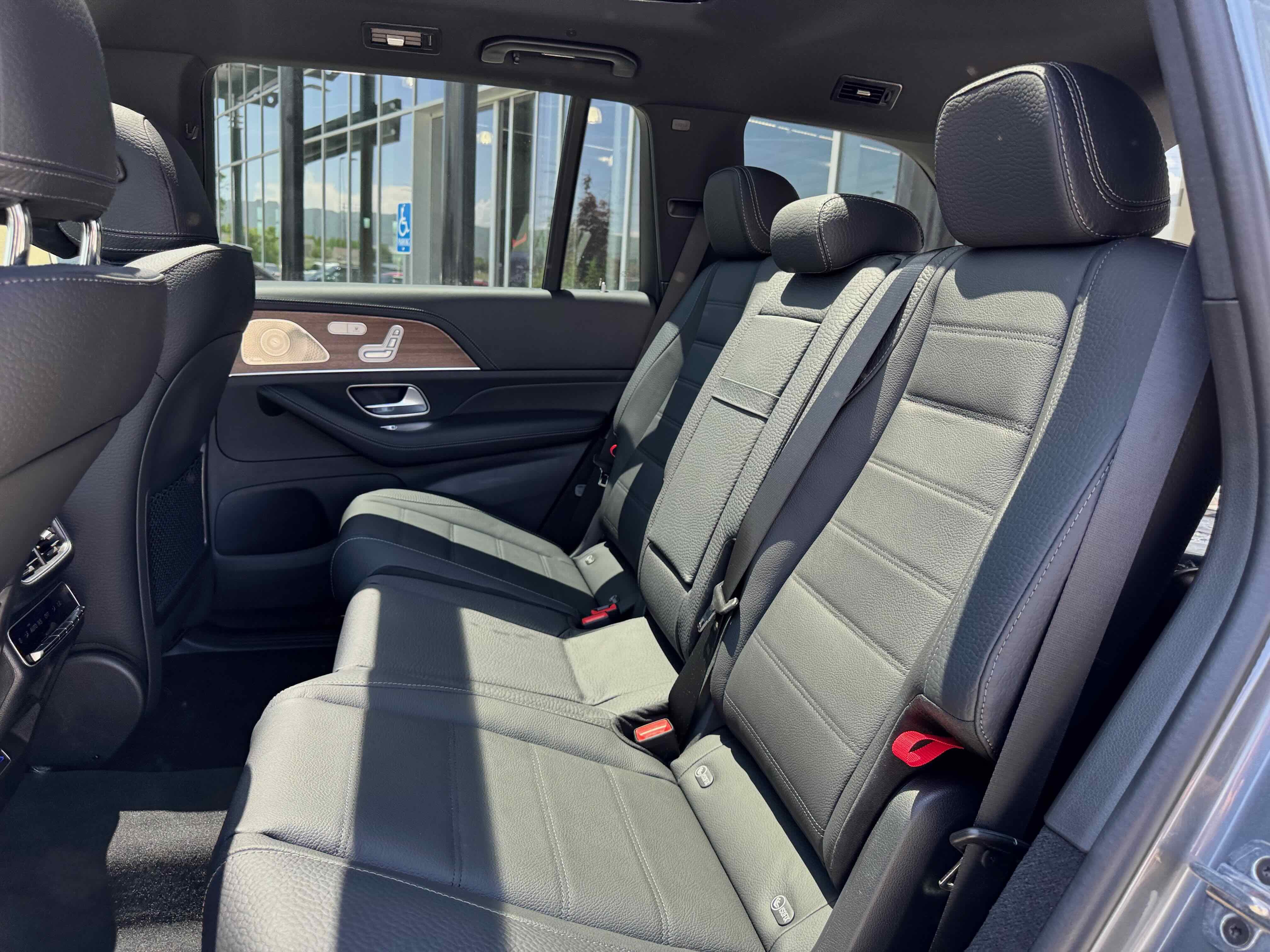 New 2025 Mercedes-Benz GLS 580 4MATIC image 28