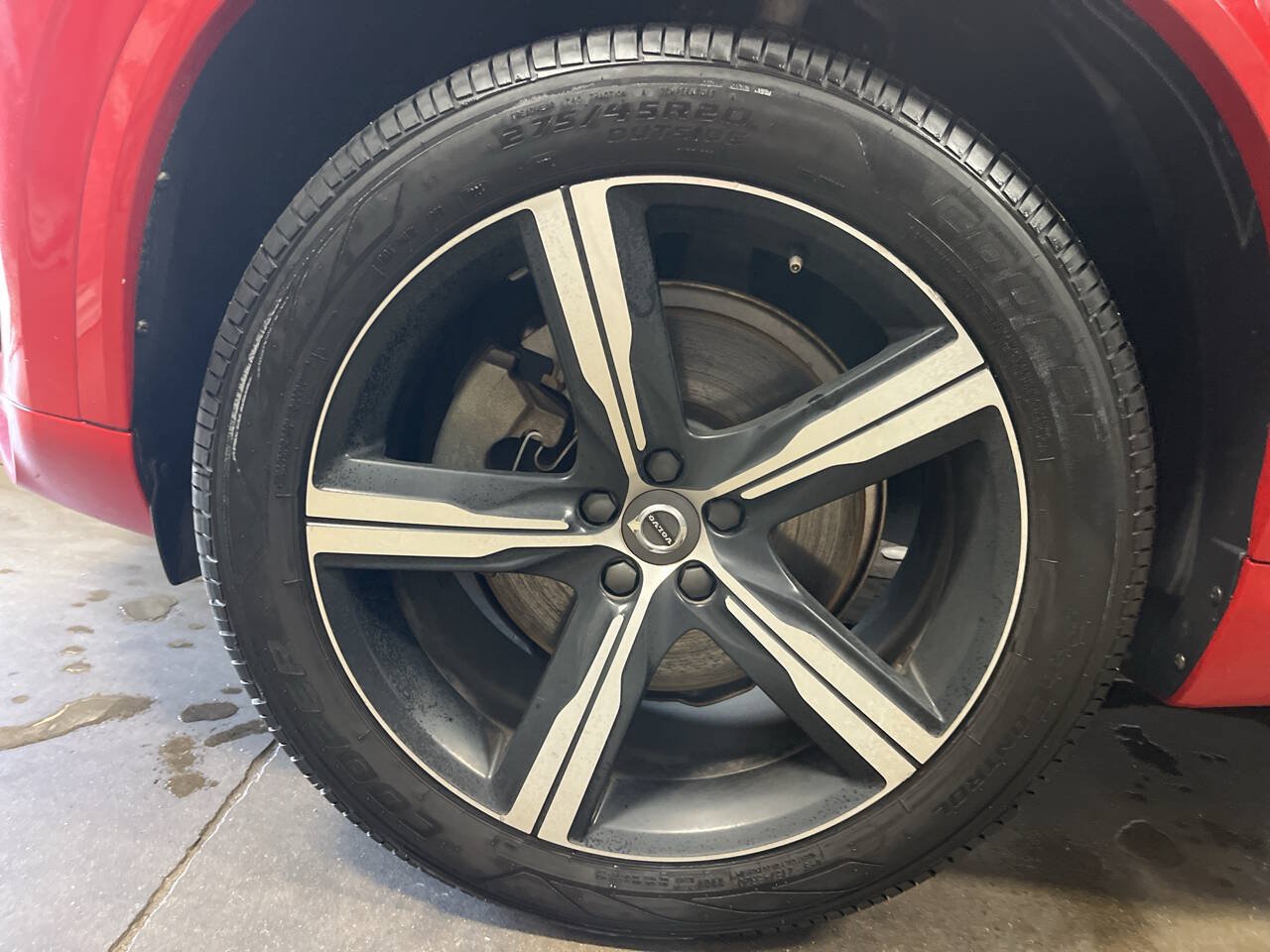 Used 2016 Volvo XC90 T6 R-Design w/ Protection Package Plus AWD/4WD image 9