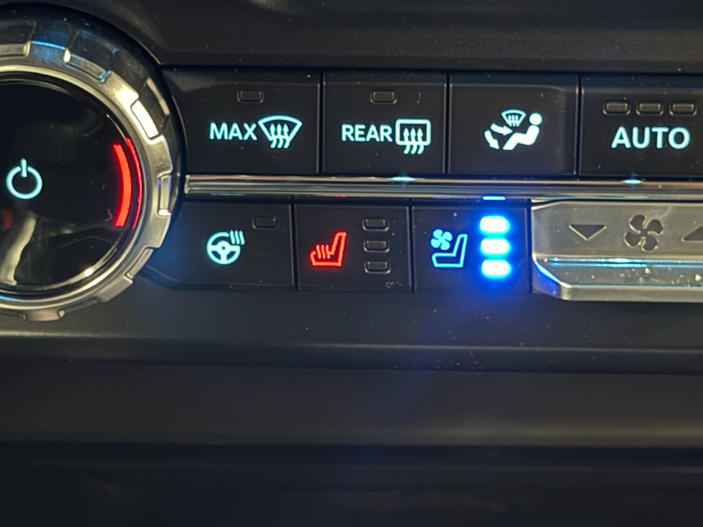 Certified 2024 Ford F250 Lariat w/ Lariat Ultimate Package image 28