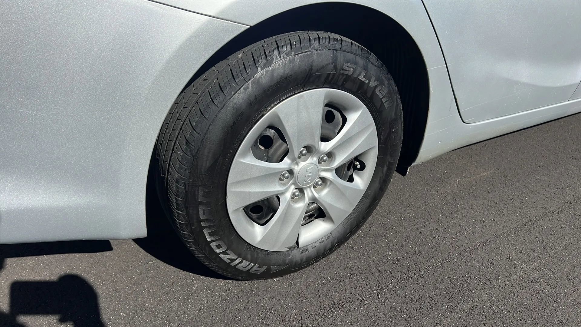 Used 2017 Kia Forte LX image 29