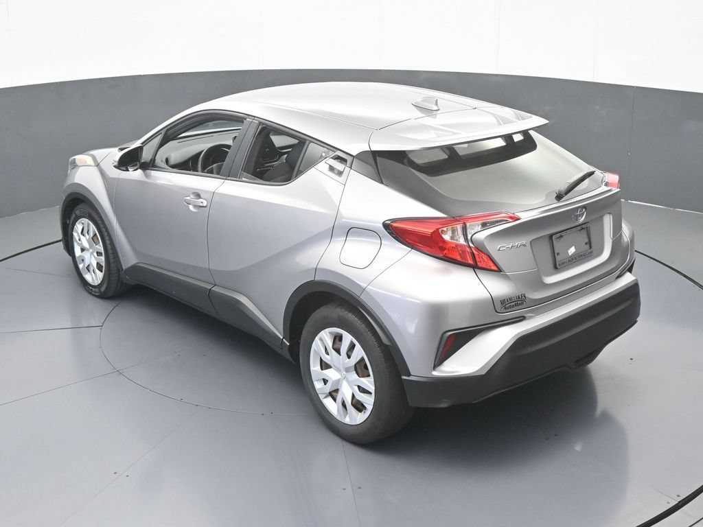Used 2019 Toyota C-HR LE FWD image 42