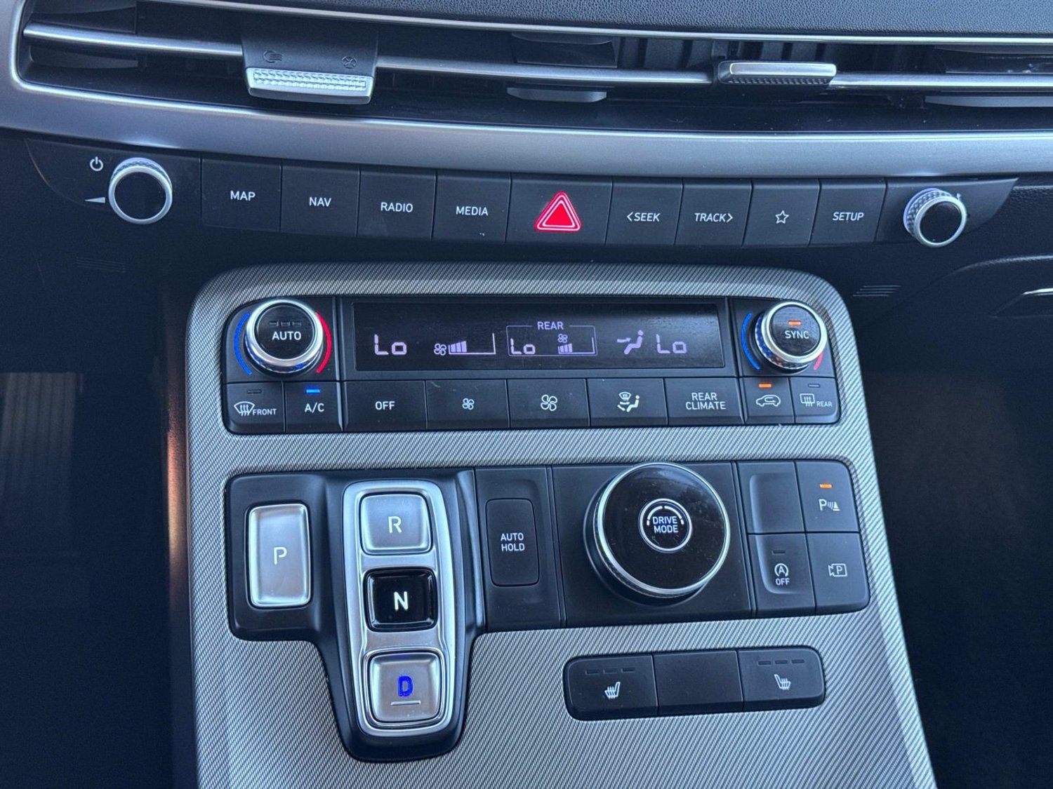 Used 2024 Hyundai Palisade SEL FWD image 37