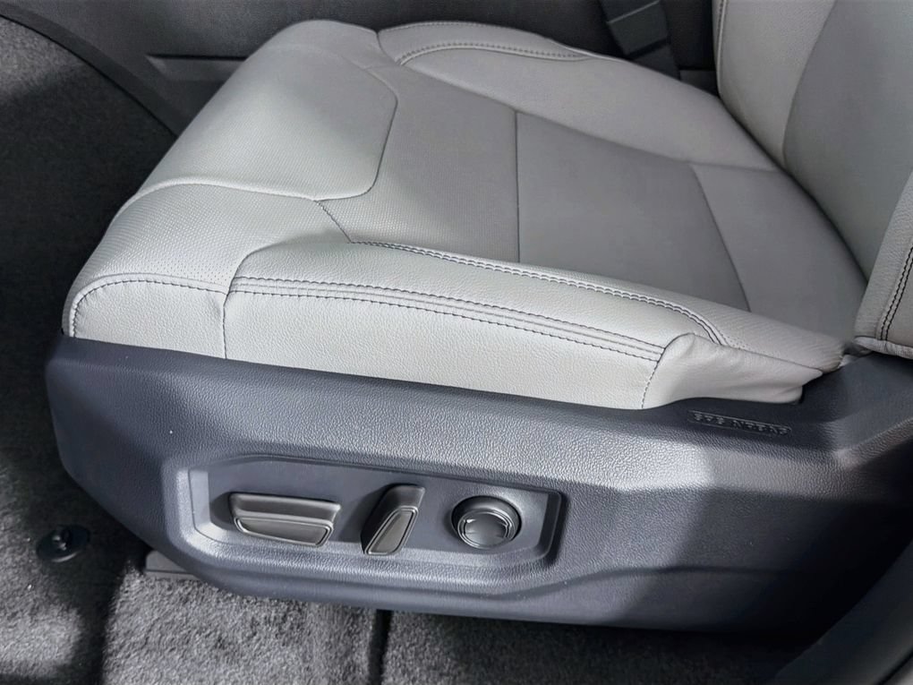 New 2026 Toyota Tundra Limited AWD/4WD image 23