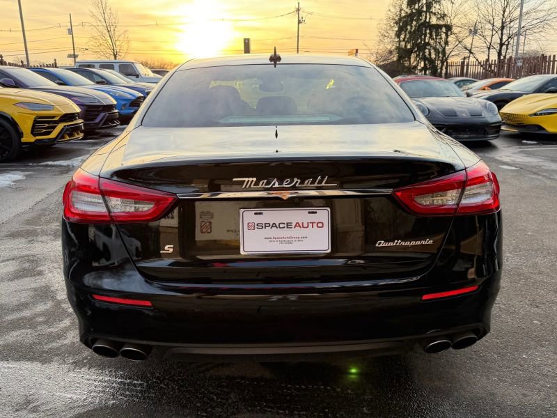 Used 2018 Maserati Quattroporte S image 6