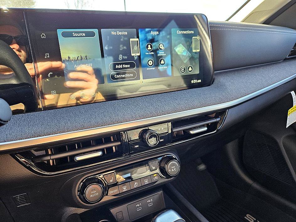 New 2026 Nissan Kicks SV image 19