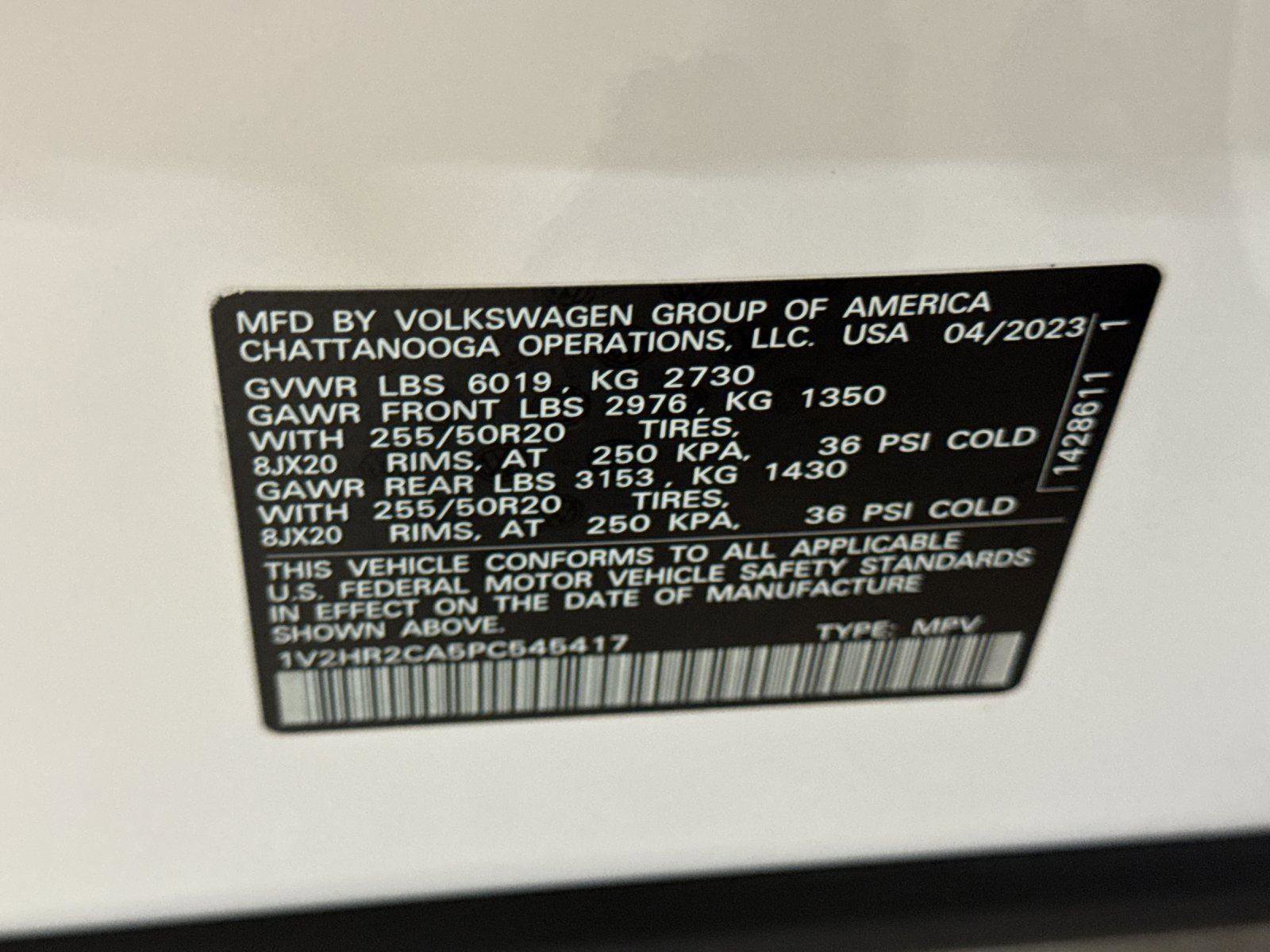 Used 2023 Volkswagen Atlas SE w/ Black Wheel Package image 28