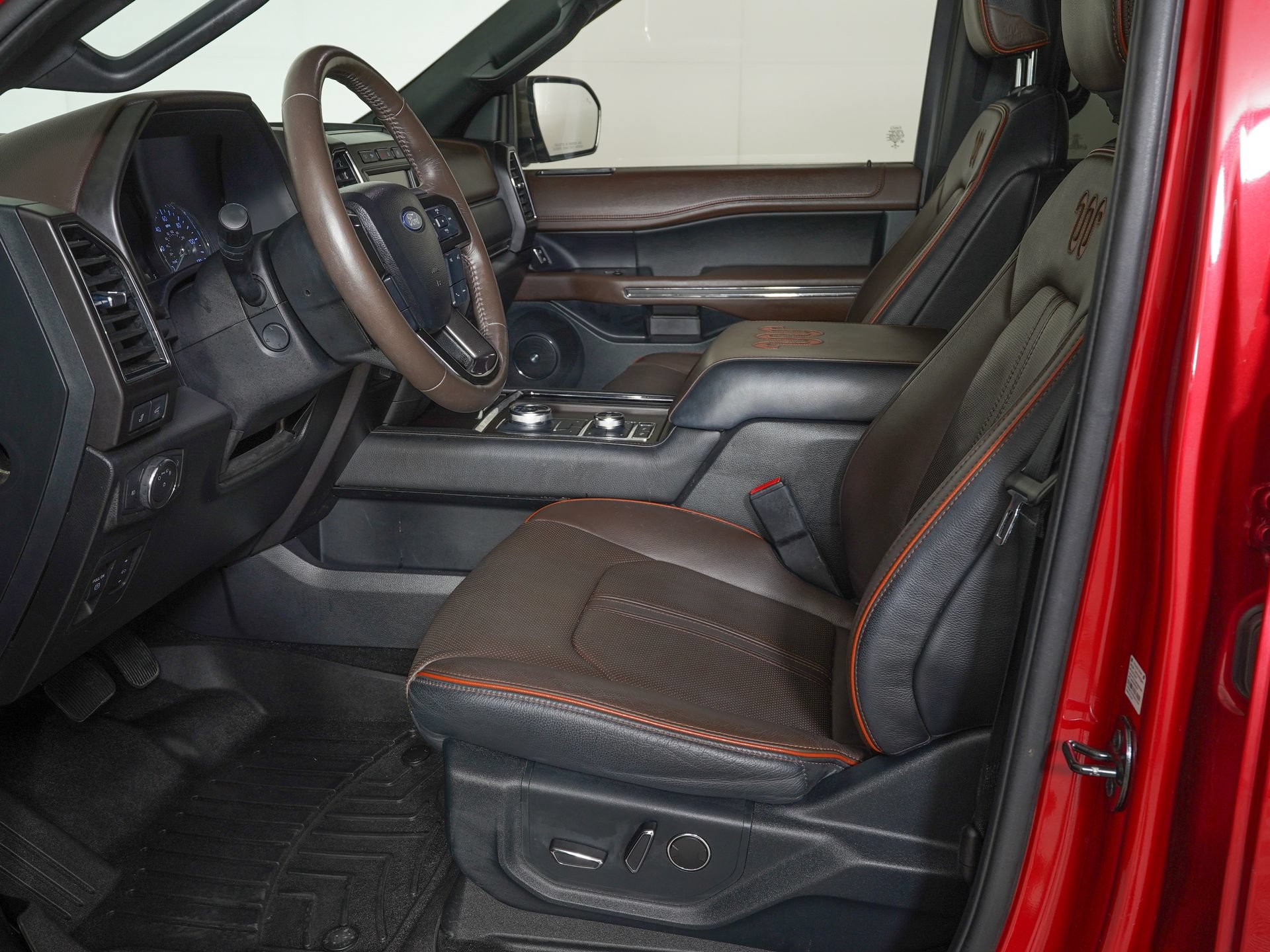 Used 2021 Ford Expedition Max King Ranch AWD/4WD image 16