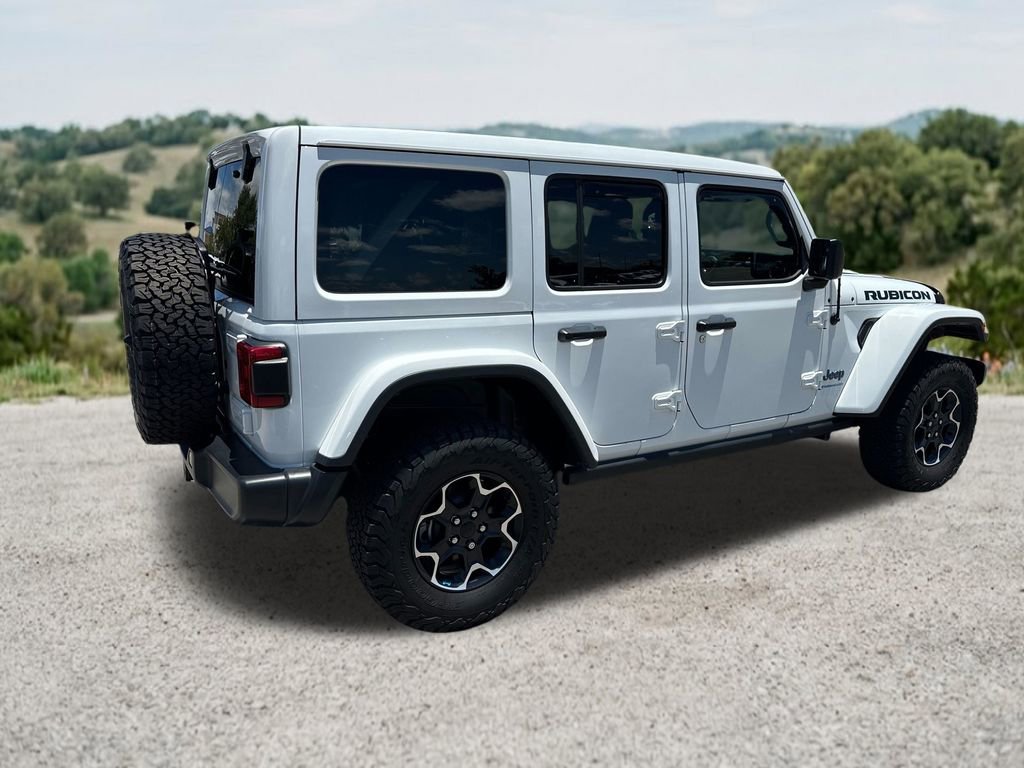 Used 2023 Jeep Wrangler Unlimited Rubicon 4xe w/ Cold Weather Group AWD/4WD image 10