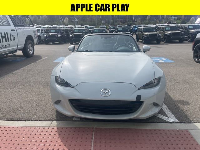 Used 2016 MAZDA MX-5 Miata Grand Touring image 2