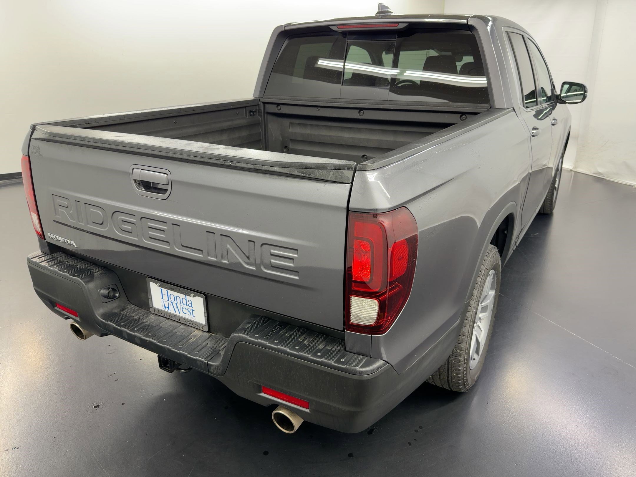 Used 2025 Honda Ridgeline RTL image 9