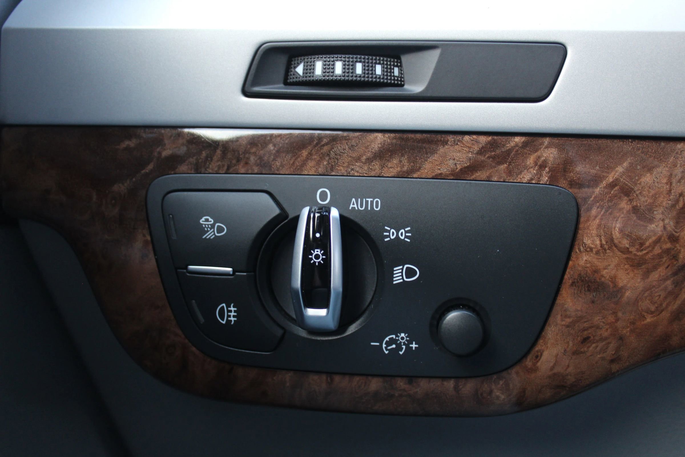 Used 2017 Audi Q7 2.0T Premium Plus w/ Premium Plus Package image 24