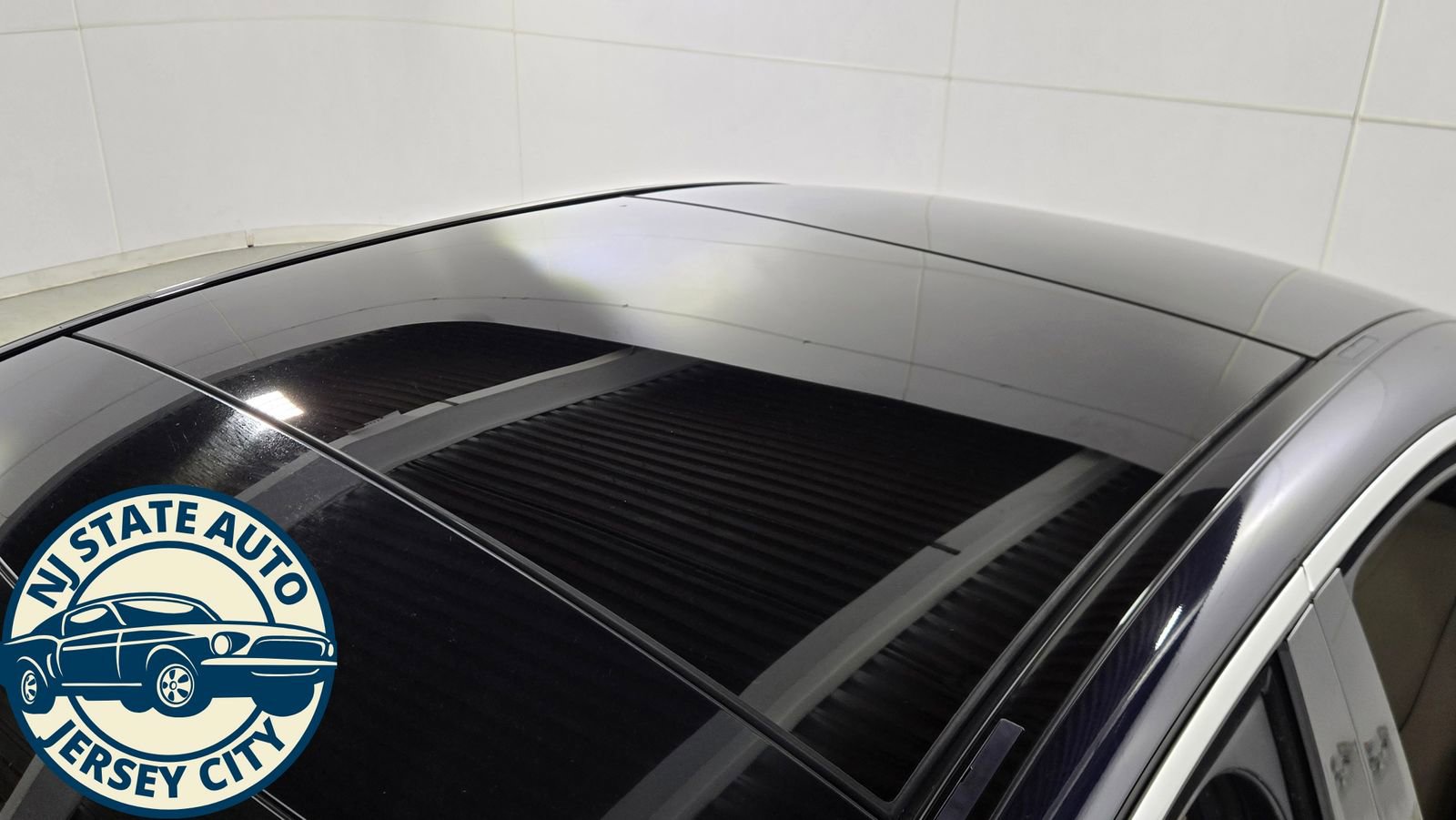 Used 2018 Mercedes-Benz C 300 4MATIC Sedan w/ Premium Package image 10