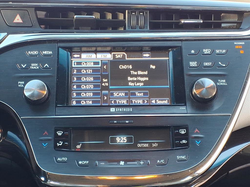 Used 2013 Toyota Avalon Limited FWD image 6