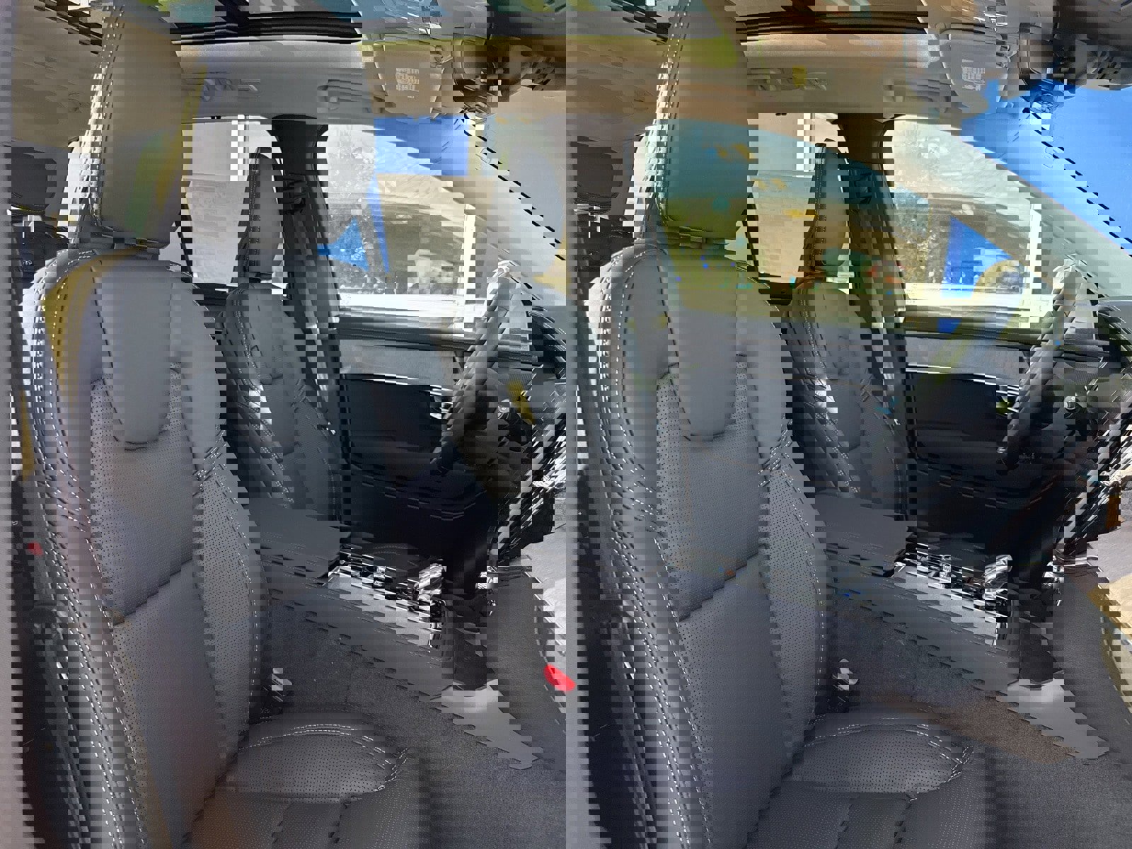 New 2026 Volvo XC90 B6 Ultra image 15