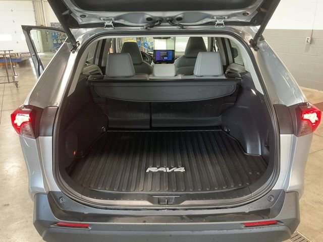Used 2025 Toyota RAV4 XLE Premium w/ Weather Package AWD/4WD image 21