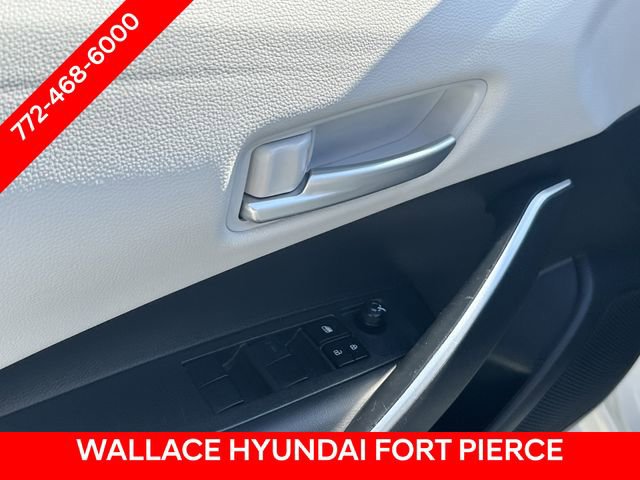 Used 2023 Toyota Corolla SE FWD image 20