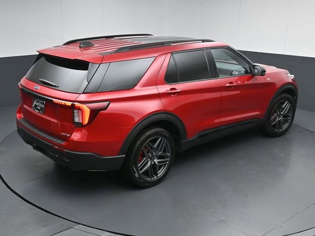 Used 2025 Ford Explorer ST-Line w/ Premium Package image 52