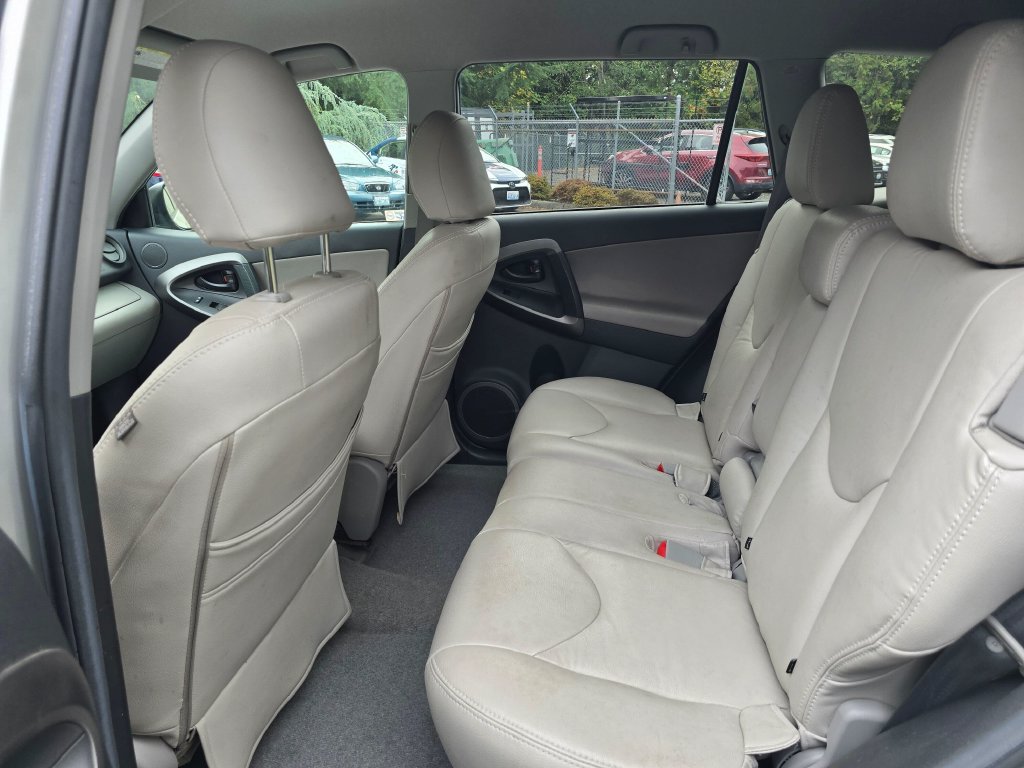 Used 2012 Toyota RAV4 4WD V6 w/ Tow Prep Pkg image 9