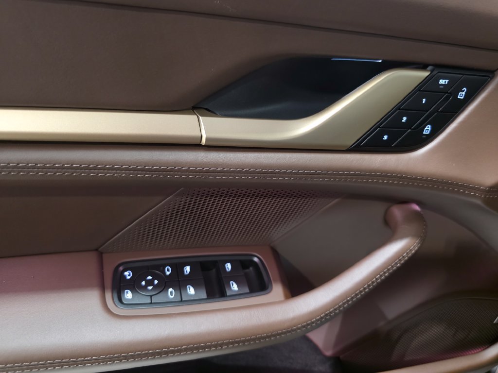 New 2026 Porsche Taycan AWD/4WD image 22