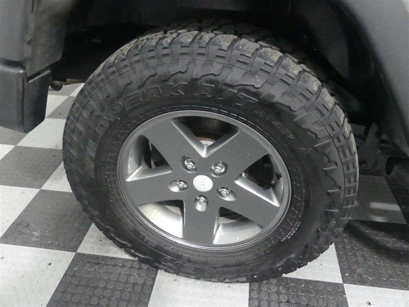 Used 2011 Jeep Wrangler Rubicon w/ Call of Duty Group image 15