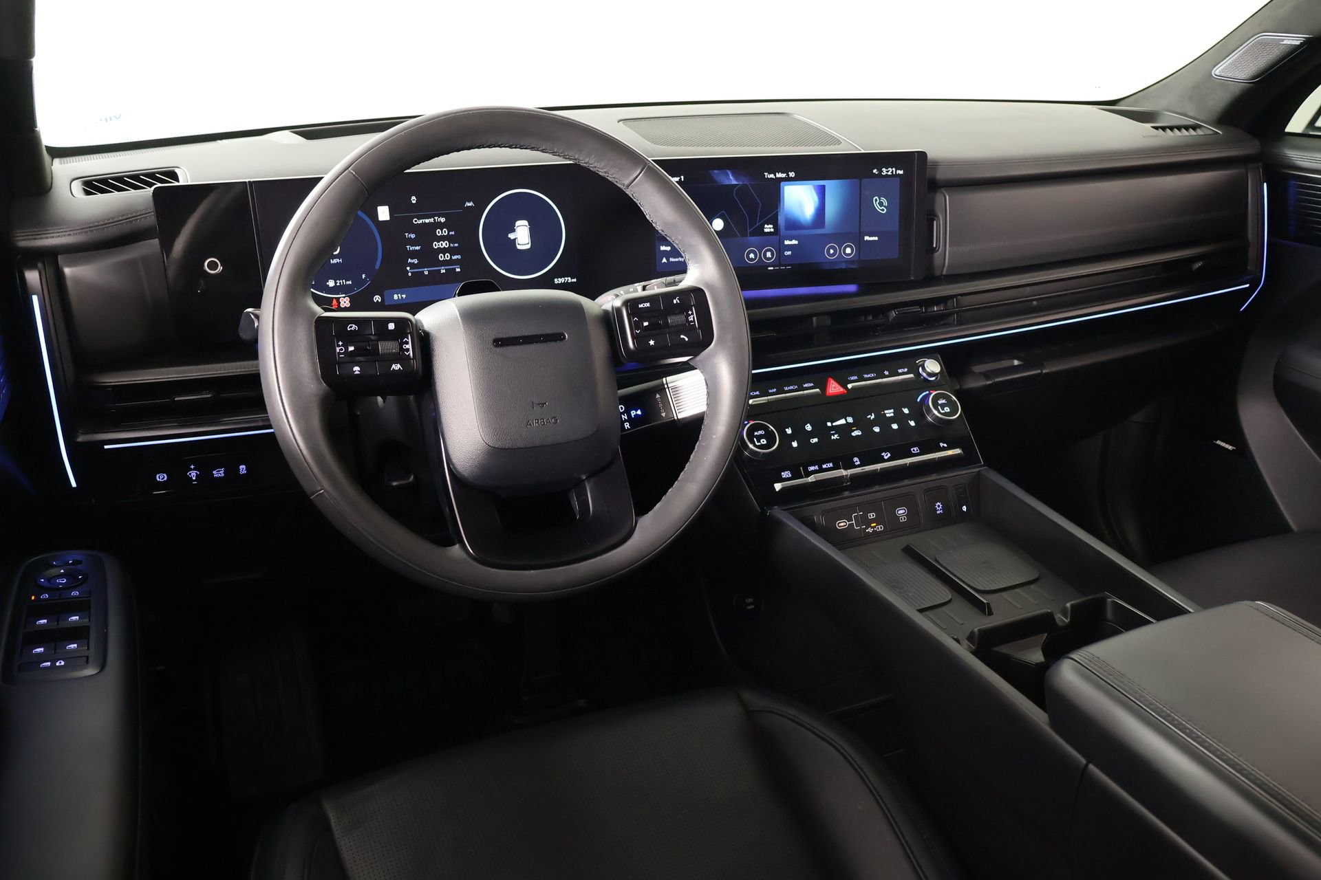 Used 2025 Hyundai Santa Fe Calligraphy image 2