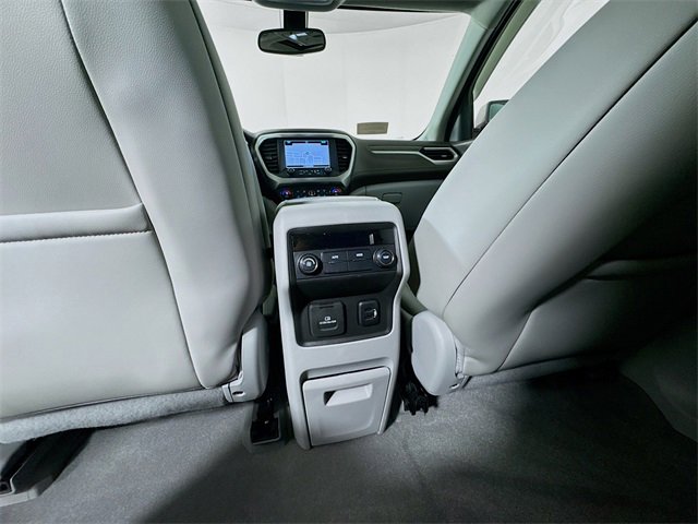 Used 2017 GMC Acadia SLT image 27