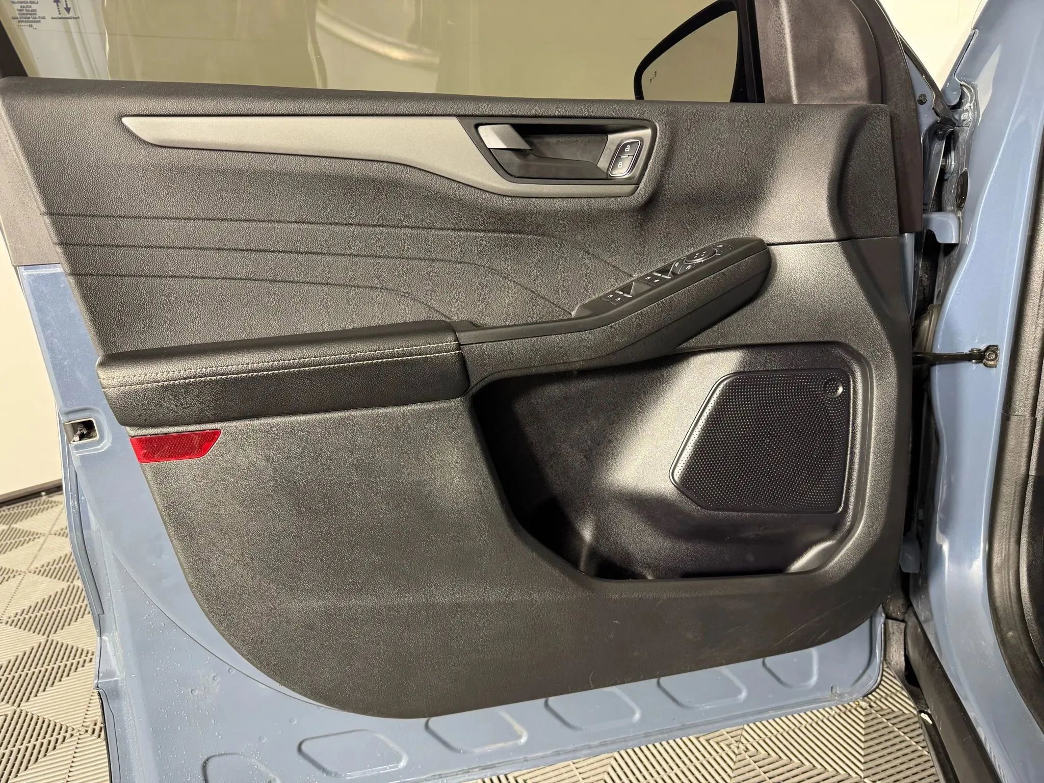 Used 2023 Ford Escape Active w/ Tech Pack #1 image 39