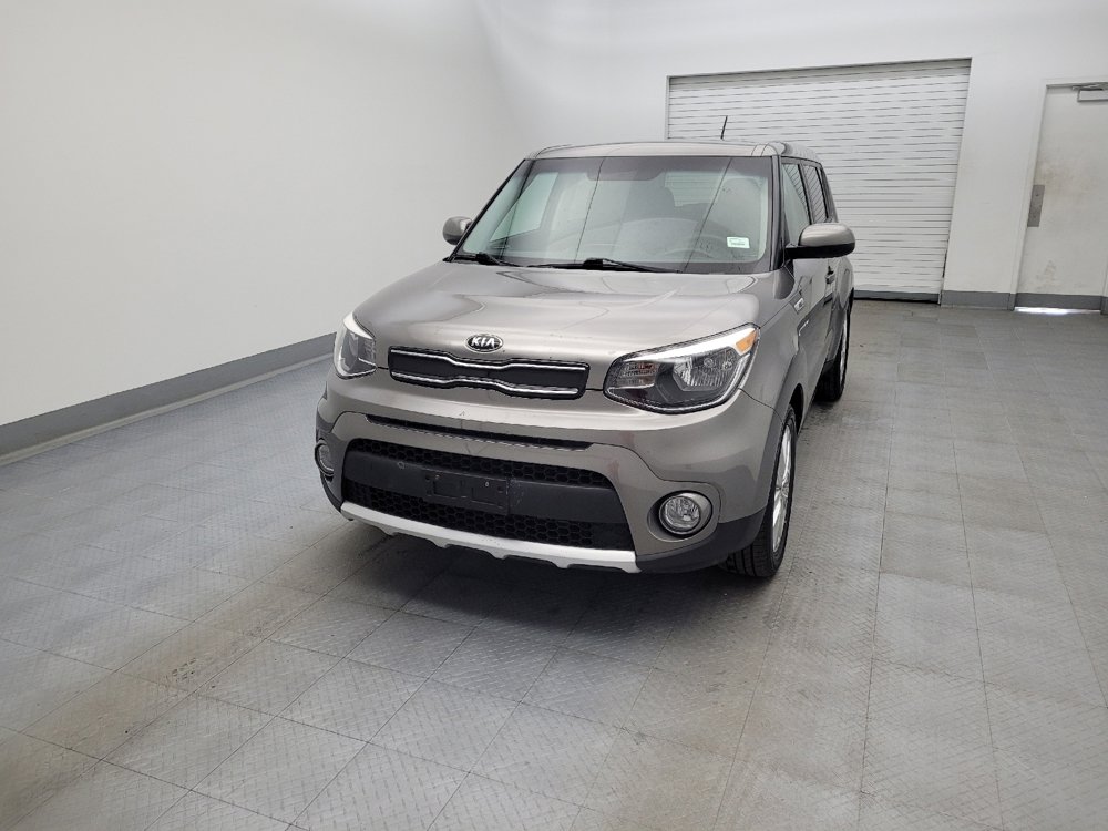 Used 2018 Kia Soul + image 15