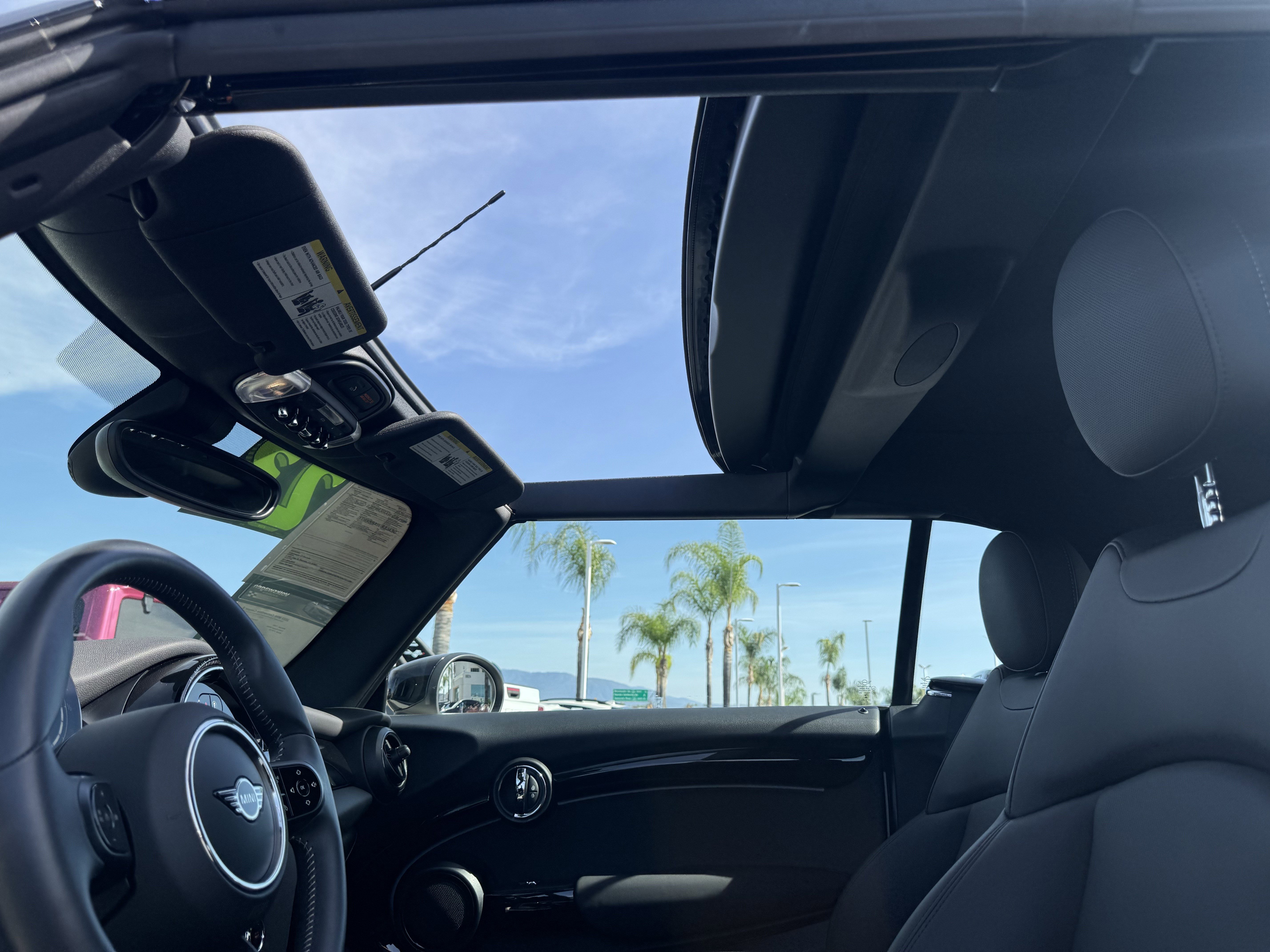 Used 2023 MINI Cooper S image 32