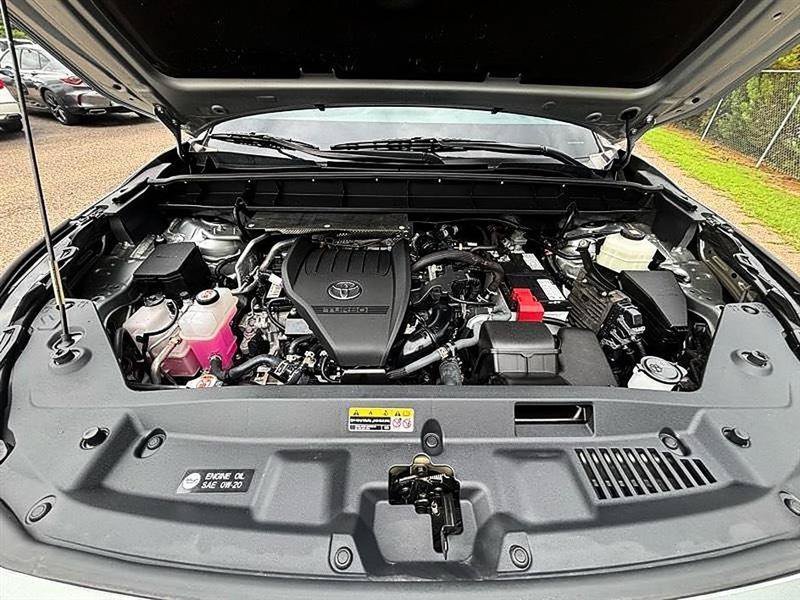 Used 2023 Toyota Highlander LE FWD image 58