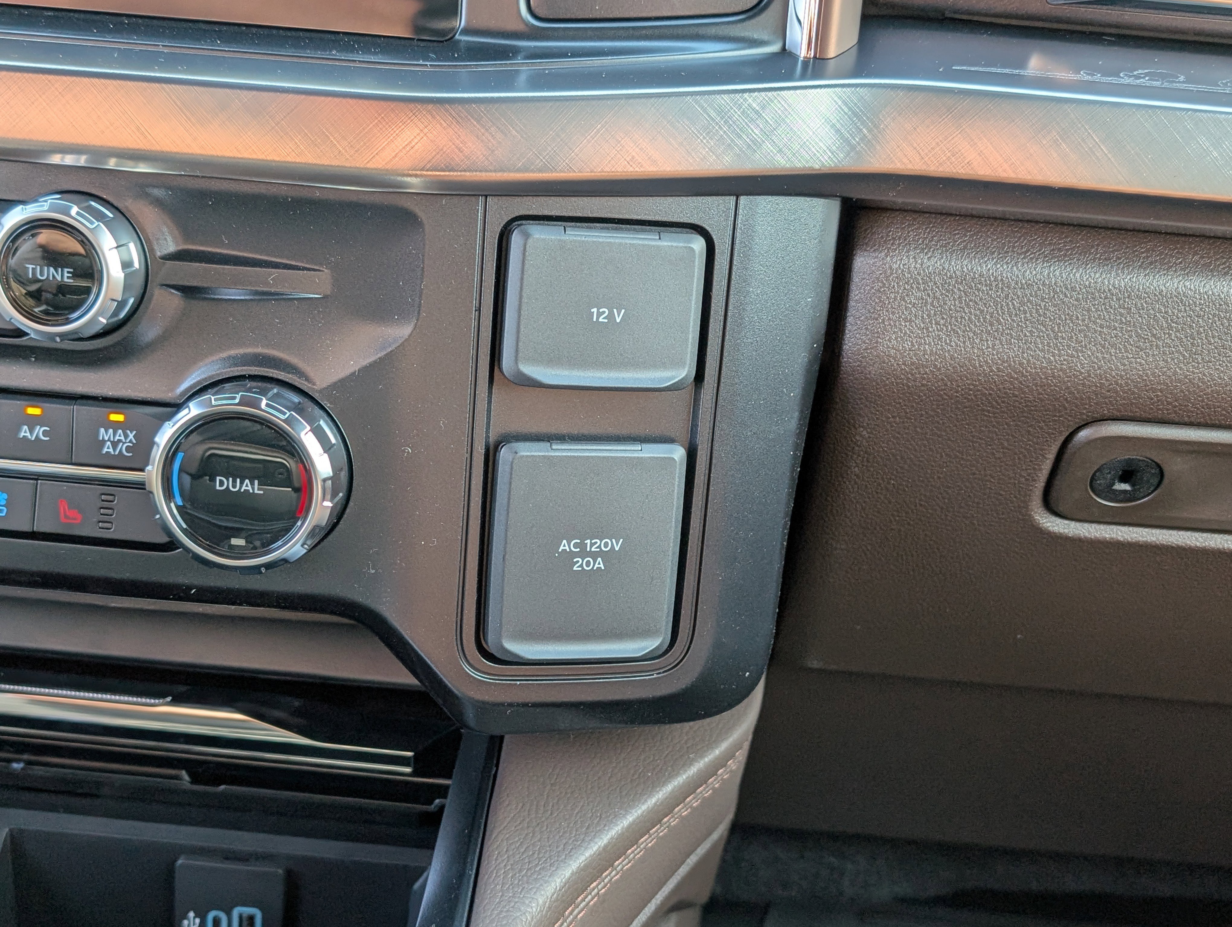 New 2026 Ford F250 King Ranch w/ Chrome Package image 29