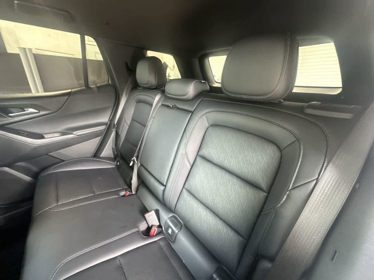 Used 2025 Chevrolet Equinox LT w/ Convenience Package II FWD image 22