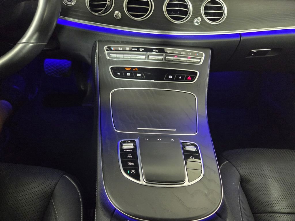 Used 2023 Mercedes-Benz E 350 4MATIC Sedan image 19