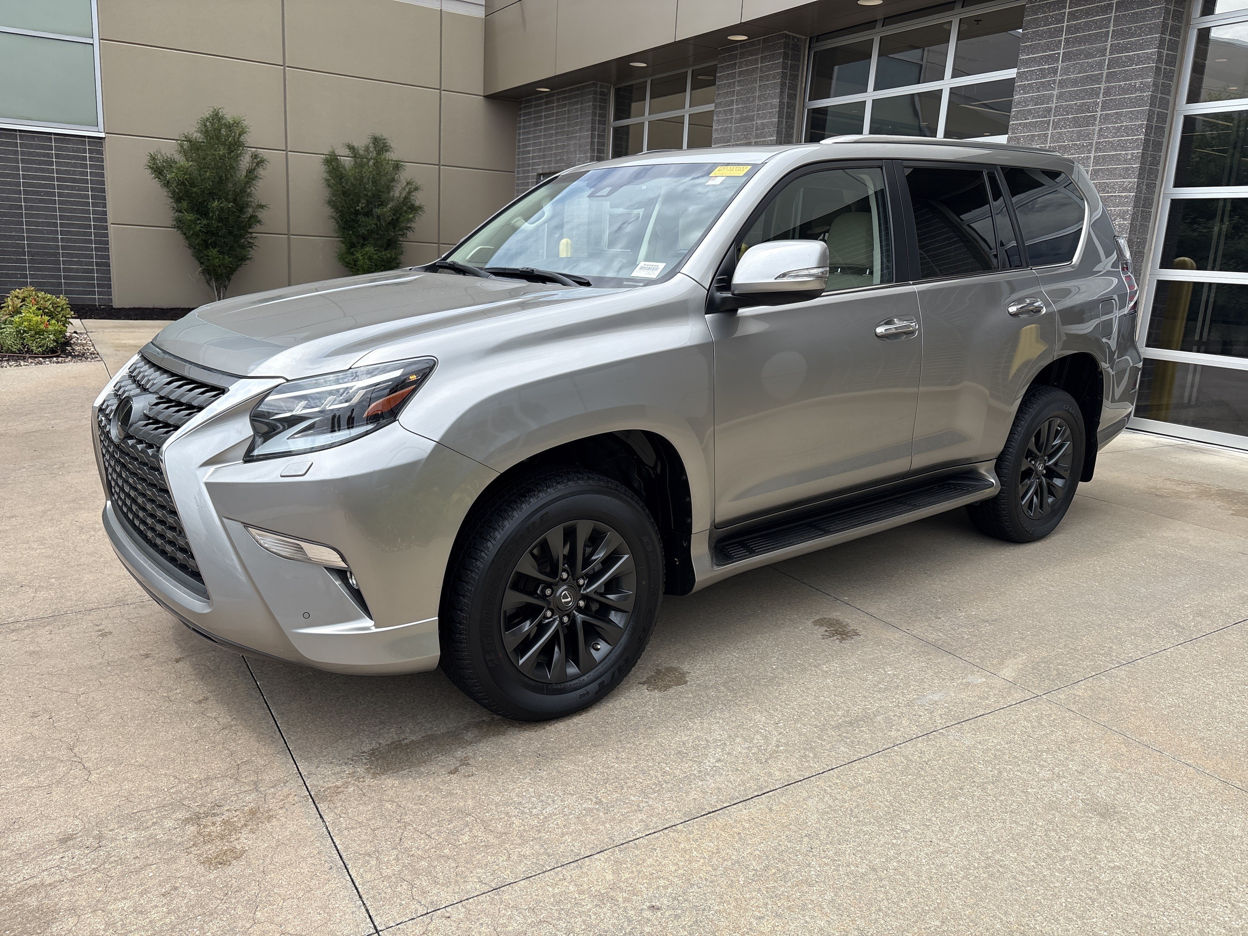 Used 2023 Lexus GX 460 Premium AWD/4WD image 5
