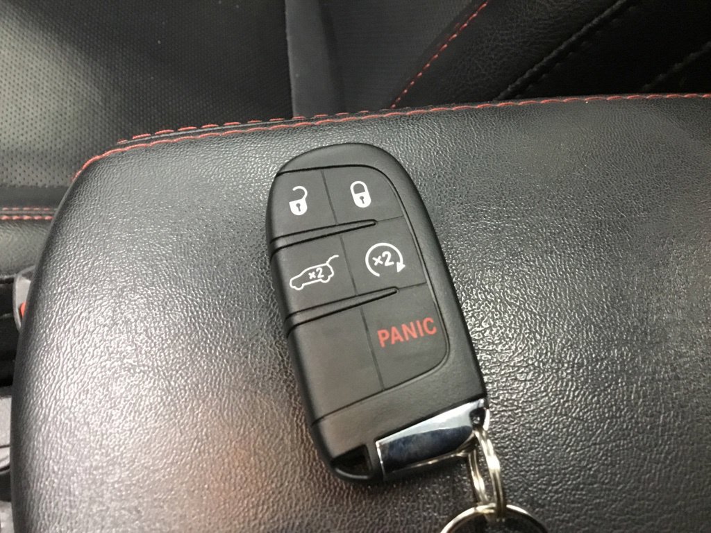 Used 2019 Jeep Compass Trailhawk w/ Leather Interior Group AWD/4WD image 9