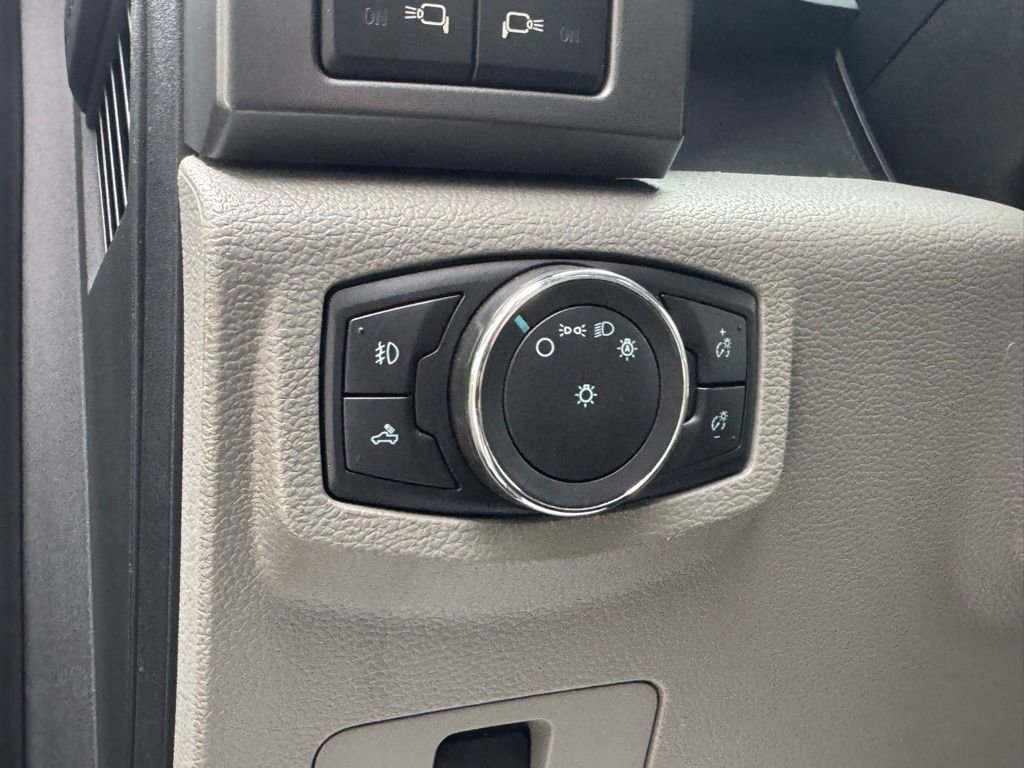 Used 2020 Ford F250 XLT w/ XLT Premium Package image 46