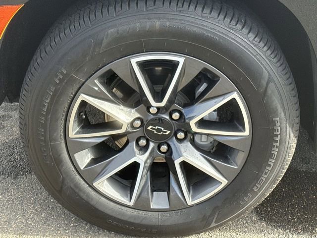 Used 2023 Chevrolet Tahoe Z71 w/ Z71 Off-Road Package image 30