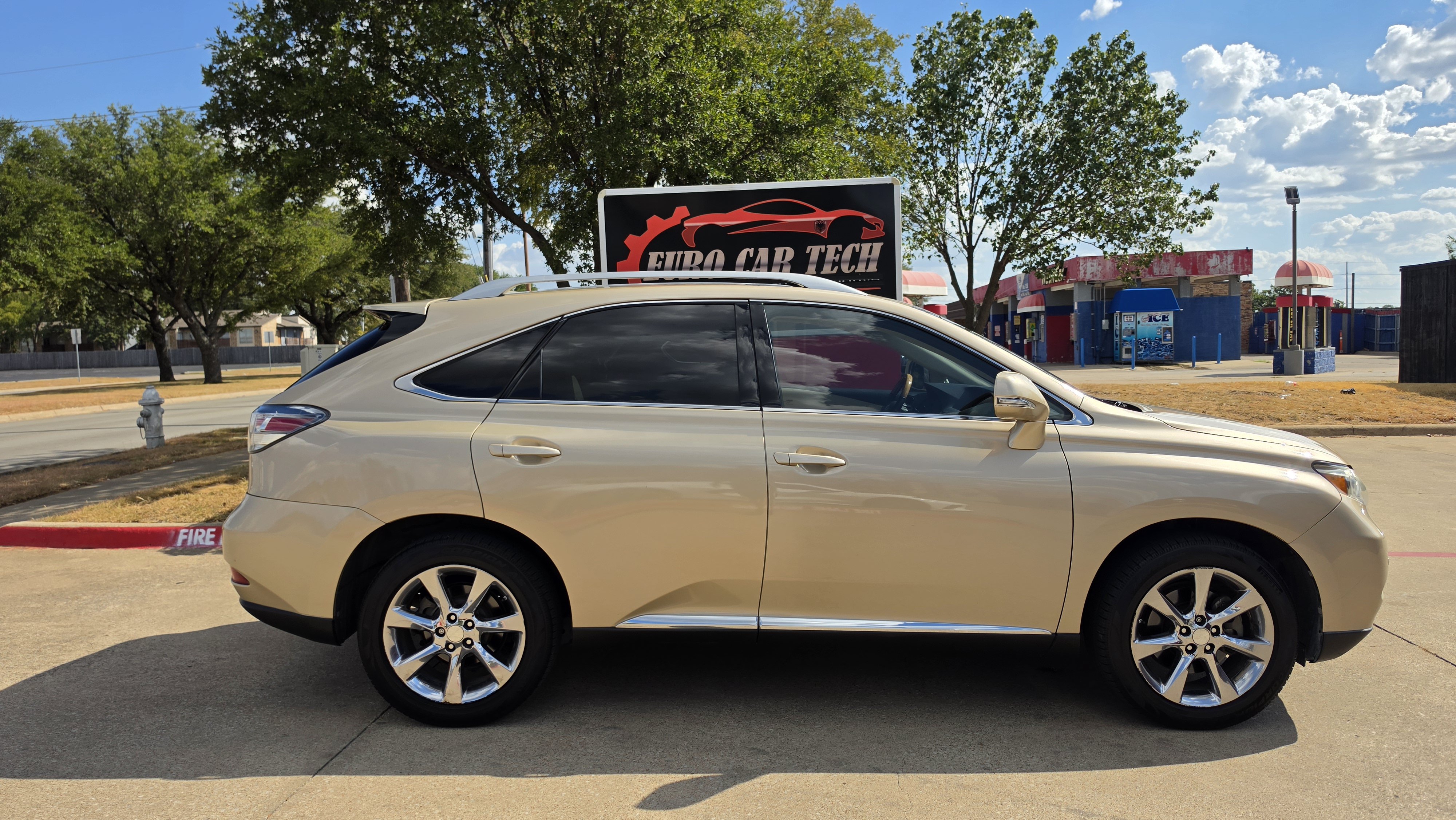 Used 2010 Lexus RX 350 2WD w/ Premium Pkg image 7