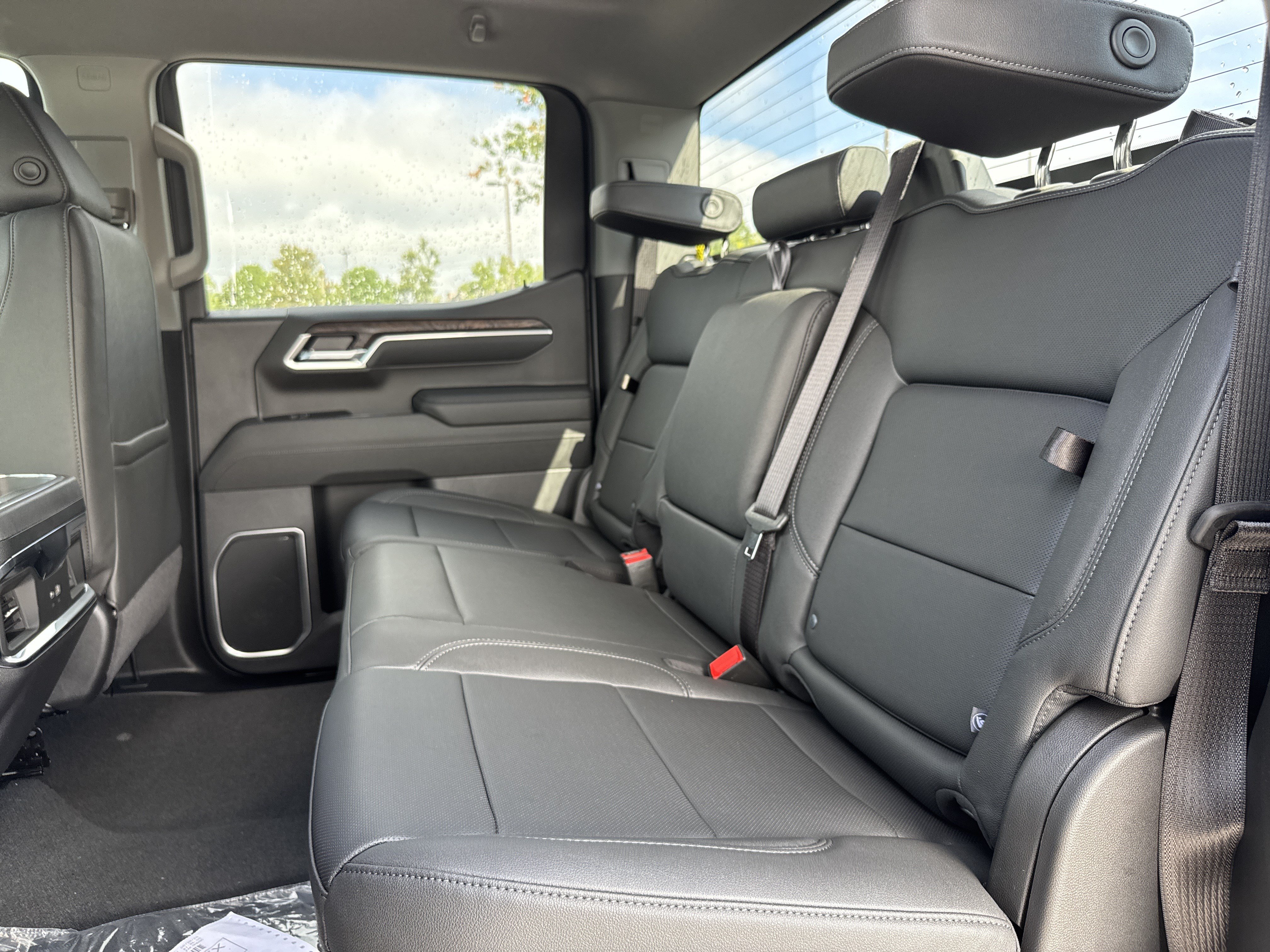 New 2026 GMC Sierra 1500 SLT w/ SLT Convenience Package AWD/4WD image 30