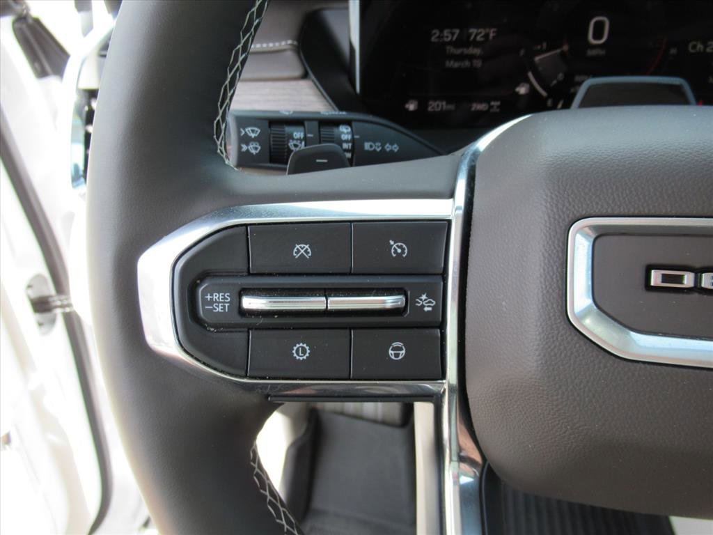 Used 2025 GMC Acadia Denali w/ Super Cruise Package image 24