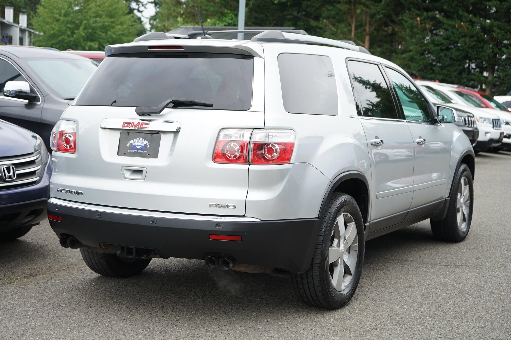 Used 2011 GMC Acadia SLT AWD/4WD image 5
