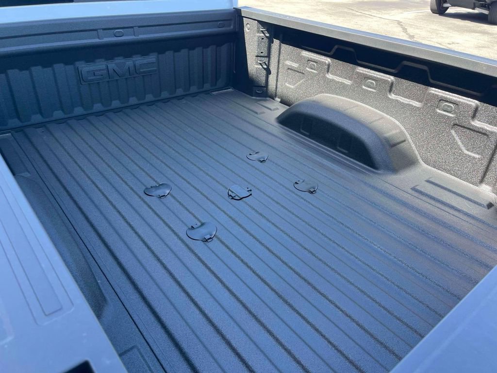 New 2026 GMC Sierra 2500 AT4 w/ AT4 Premium Plus Package image 11