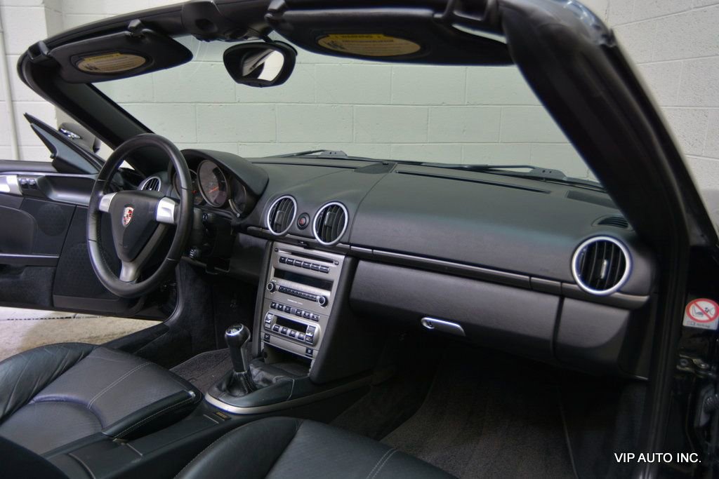 Used 2006 Porsche Boxster image 16