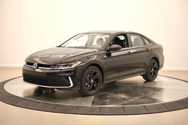 New 2026 Volkswagen Jetta SE image 7