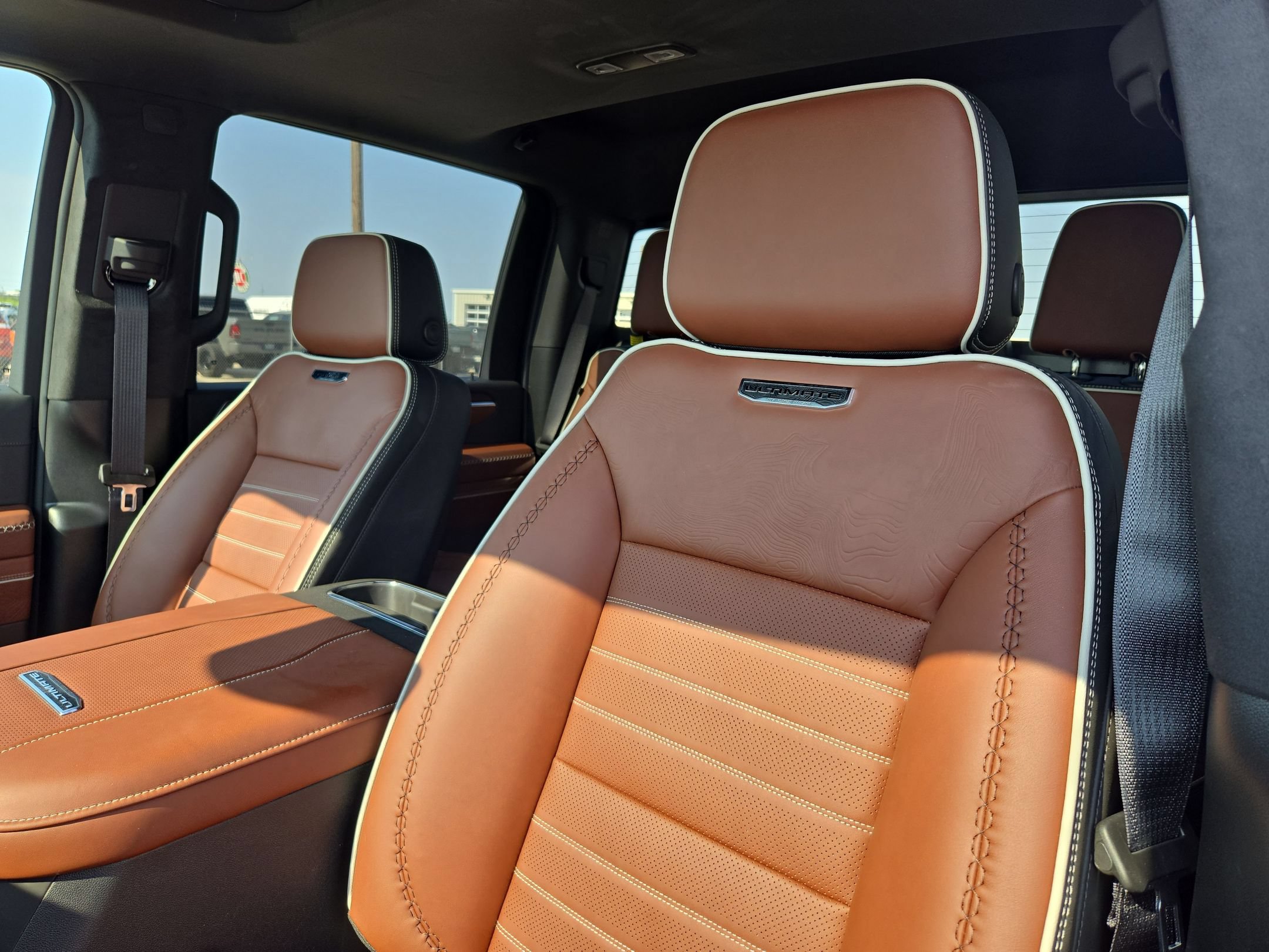 Used 2026 GMC Sierra 2500 Denali Ultimate AWD/4WD image 9