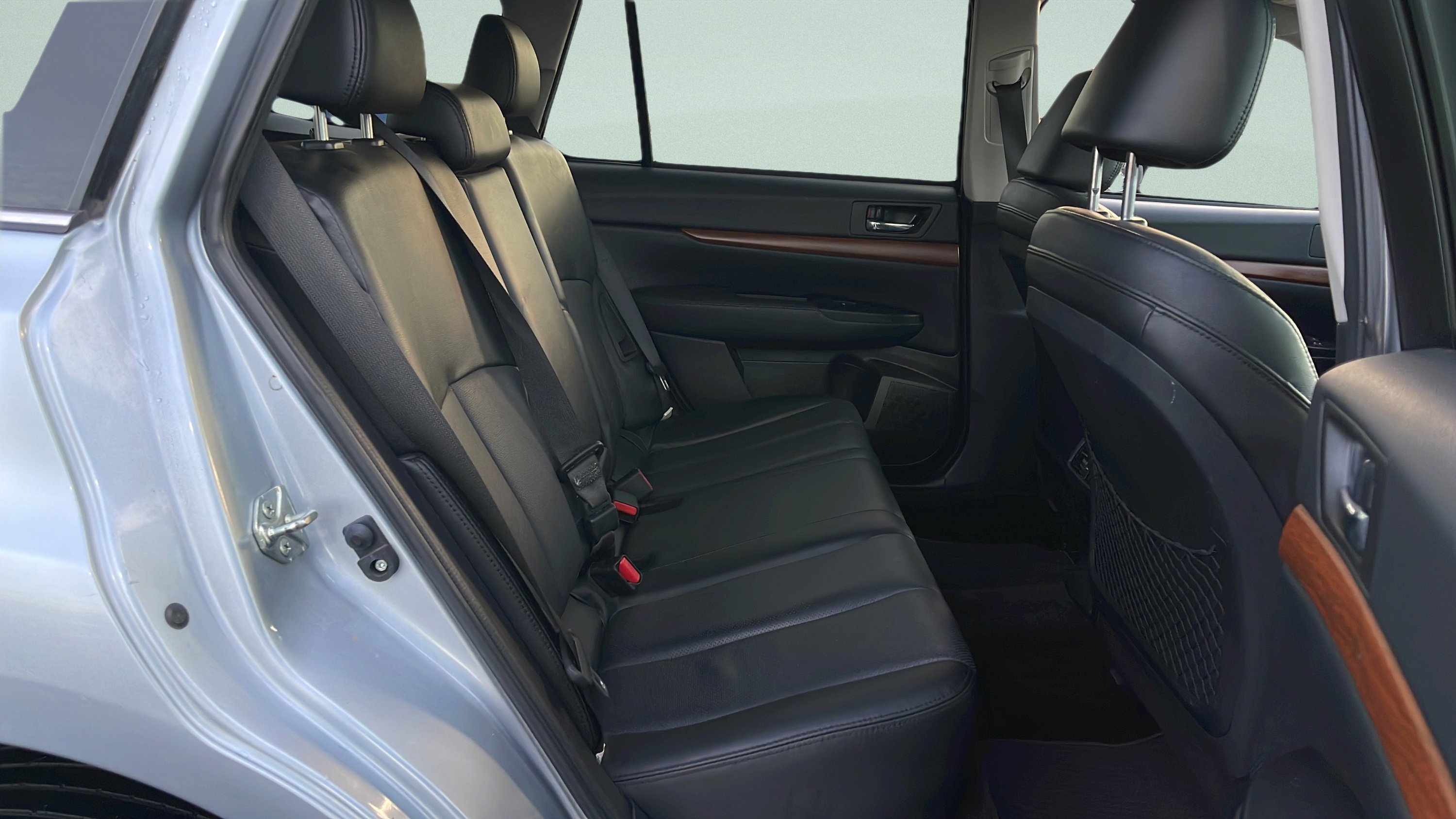 Used 2014 Subaru Outback 2.5i Limited w/ Moonroof Package image 23