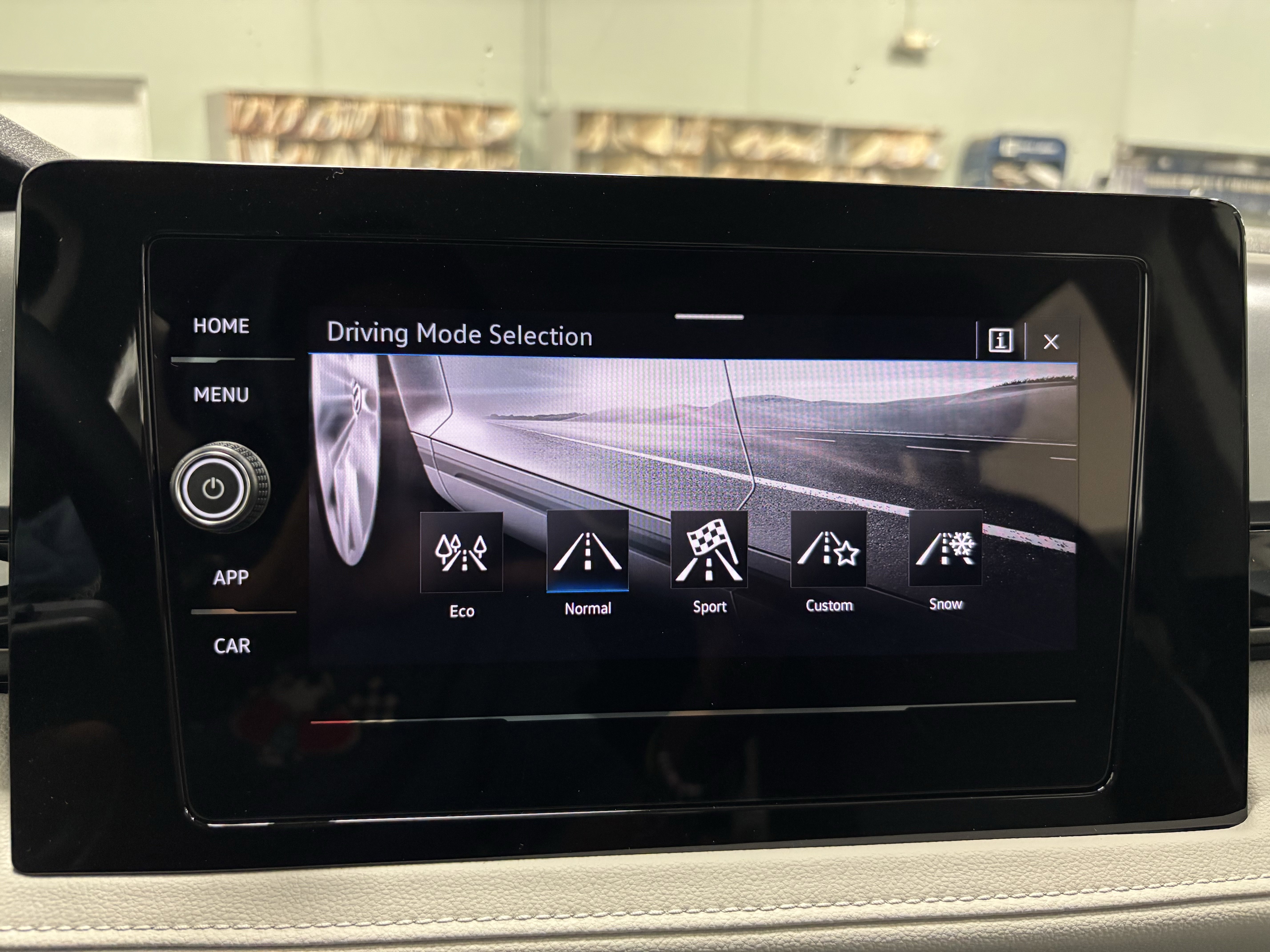 New 2025 Volkswagen Taos S image 18